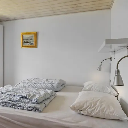 Petri - 500m From The Sea By Interhome *